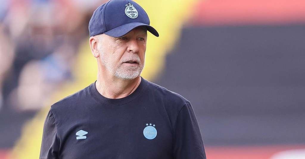 “Tenho 25 anos de Série A. Sei interpretar as palavras e sei interpretar os silêncios”