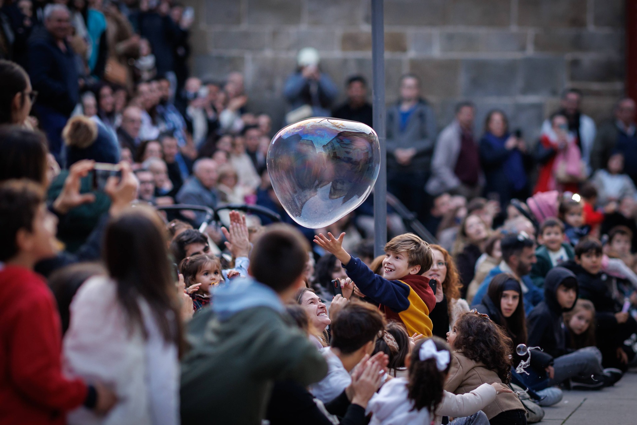 "maior parada de natal de sempre em braga" voltou a encher as ruas