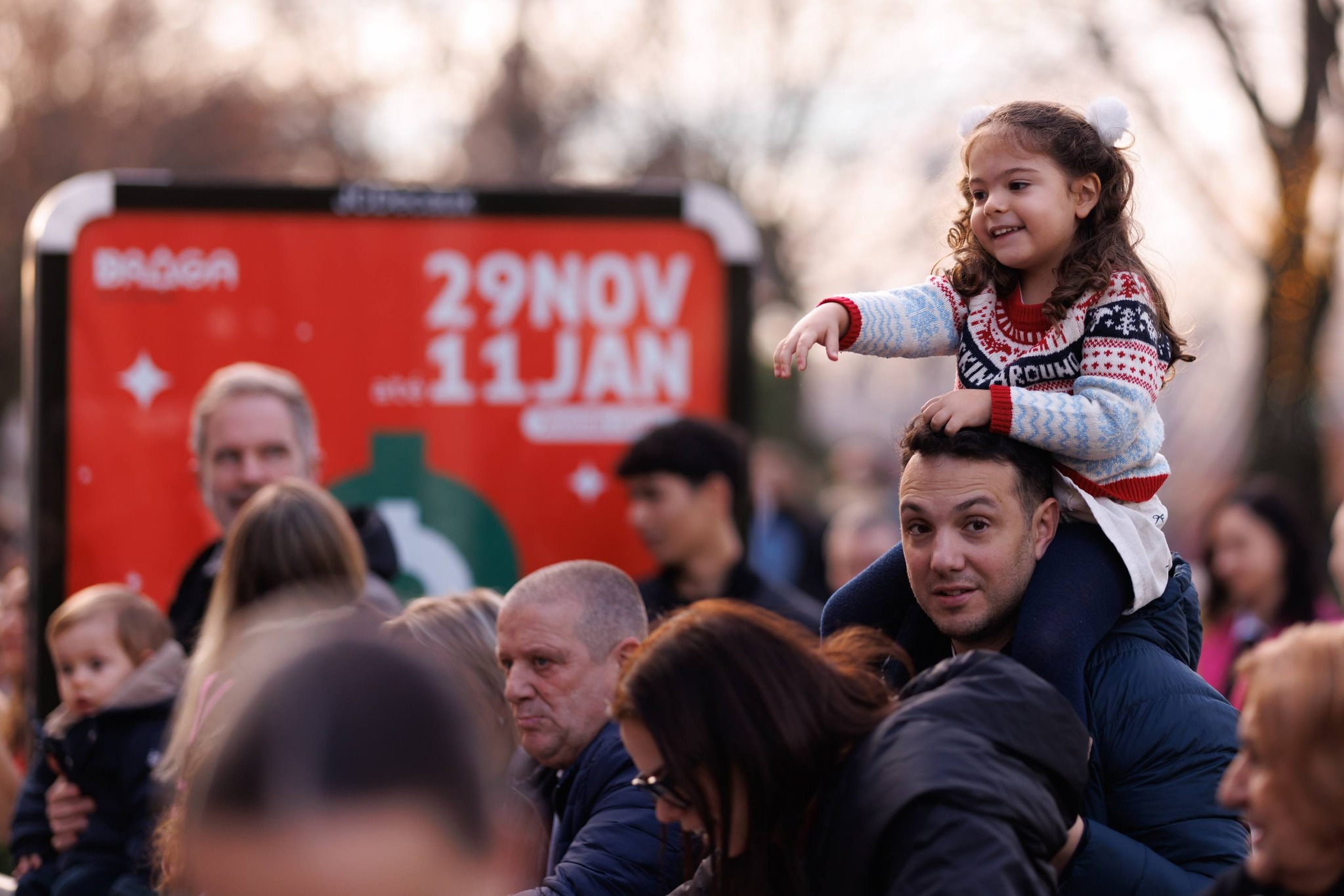 "maior parada de natal de sempre em braga" voltou a encher as ruas