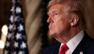 Donald Trump aconselha Nicolás Maduro a levar a sério ameaças dos EUA