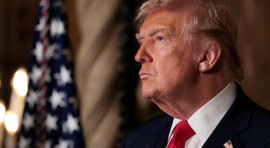 Donald Trump aconselha Nicolás Maduro a levar a sério ameaças dos EUA