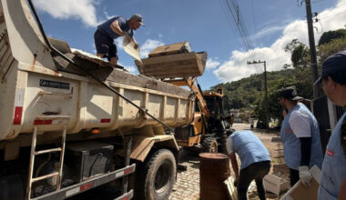Mutirão de limpeza recolhe mais de uma tonelada de materiais no Loteamento Cipriano
