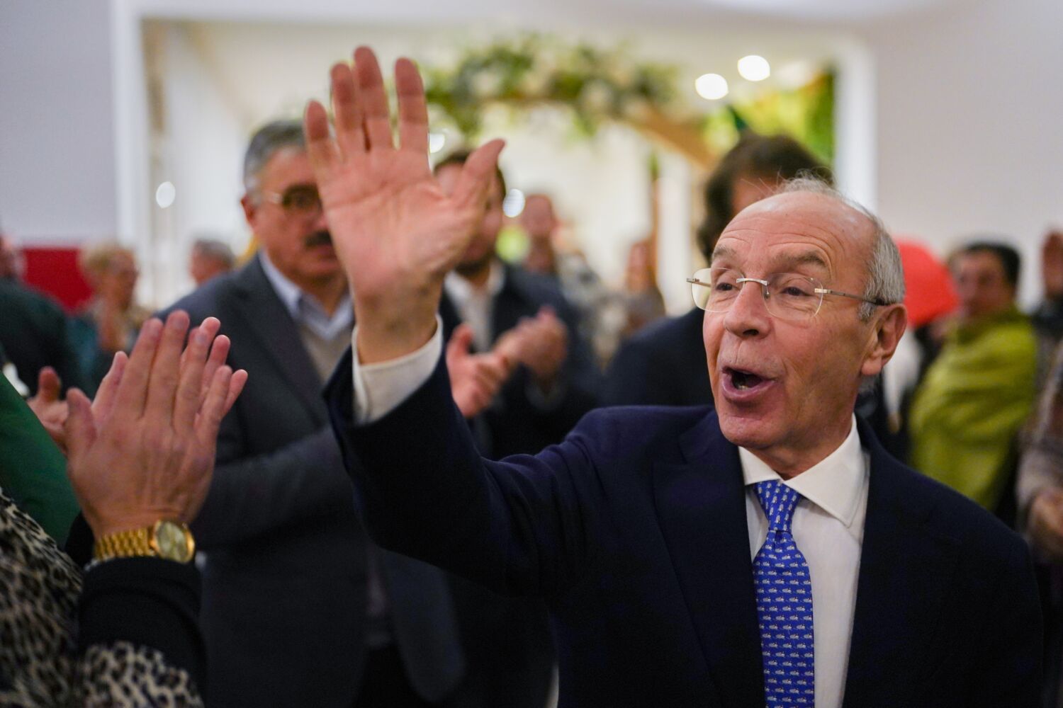 Empate a quatro atrás de Marques Mendes. Vence sempre na 2.ª volta, Ventura perde sempre