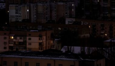 Ucrânia. Mais de um milhão de casas sem eletricidade em toda a região de Kiev
