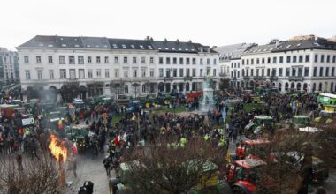 Milhares de agricultores protestam em Bruxelas contra acordo com o Mercosul