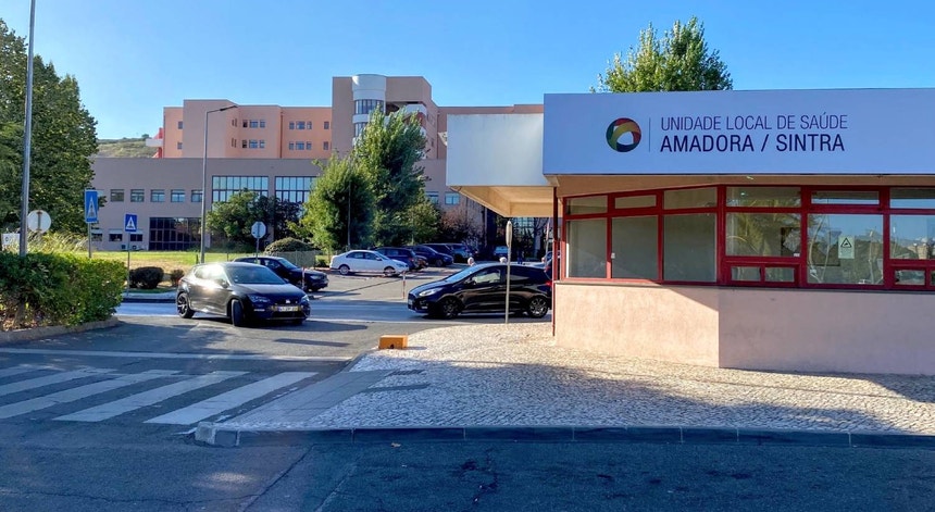 Doentes não urgentes com espera de 10 horas na urgência geral do Amadora-Sintra
