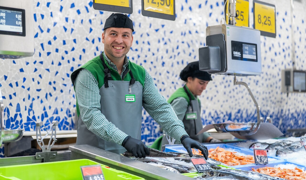 Mercadona está a contratar para supermercados no Algarve — salários passam os 1.400€ — NiT