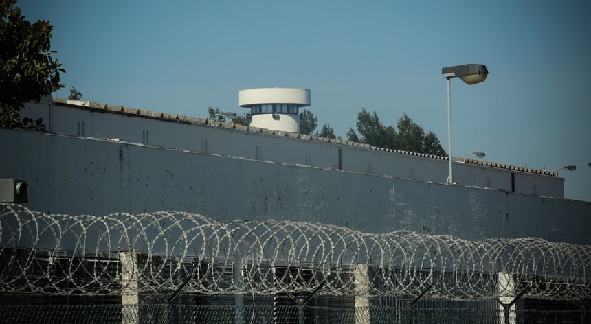 Guardas prisionais chegam a acordo com Governo e abdicam de greve geral