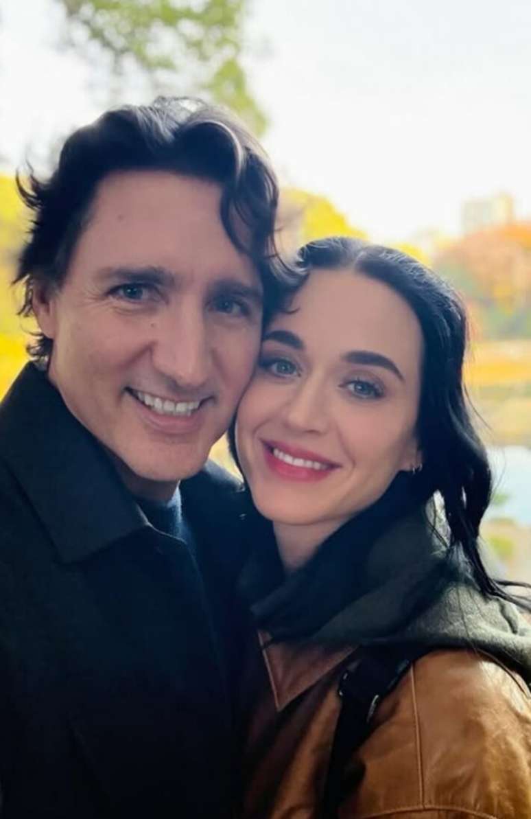 Justin Trudeau e Katy Perry em selfie publicada nas redes sociais da cantora.