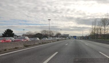 Um dia iremos conduzir sobre algas e as estradas irão autocurar-se