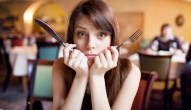 Comer ou esperar? As normas dos restaurantes estão a deixar-nos mais infelizes