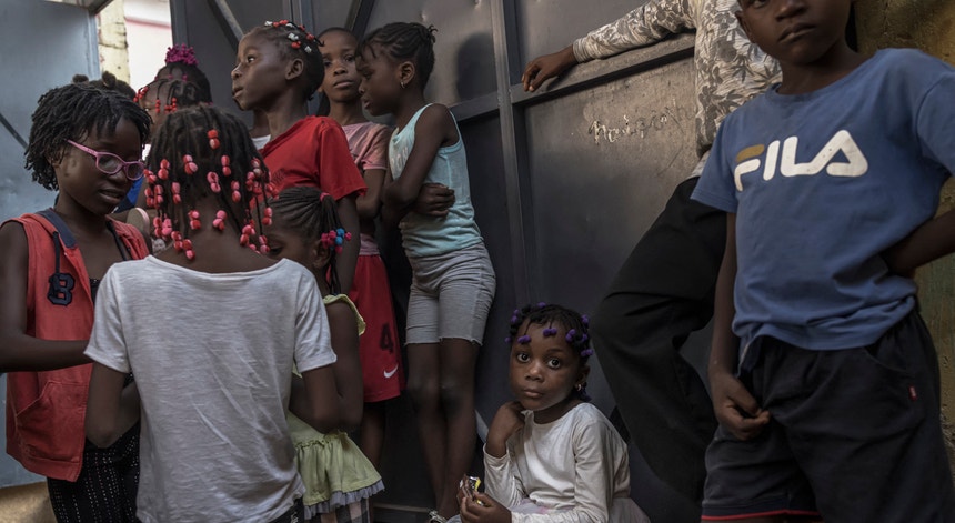 "Sem registo e invisíveis". Uma em cada três crianças menores de um ano em Angola nunca foi vacinada