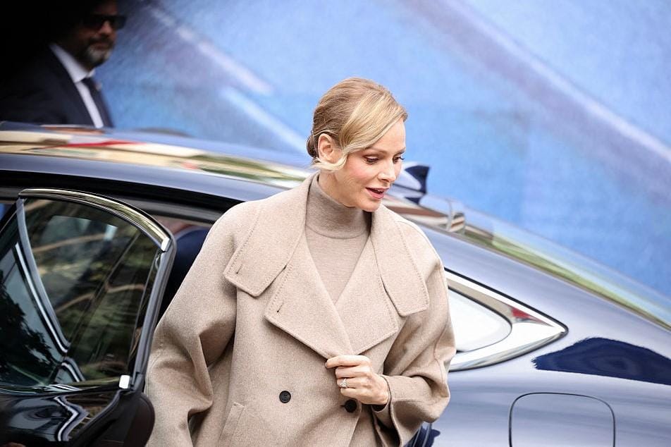 Charlene do Mónaco encontrou as botas ideais para o inverno na Zara?