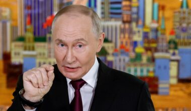 Putin avisa que Rússia está preparada se a Europa quiser uma guerra