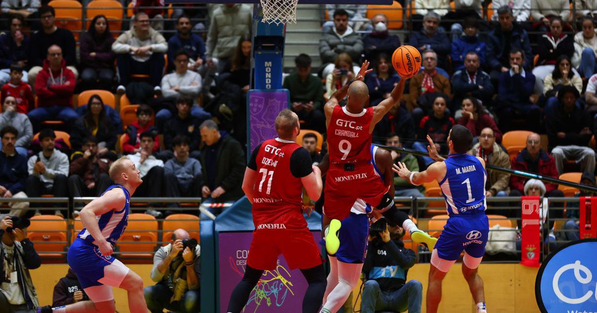 Benfica arrasa FC Porto na conquista da 16.ª Supertaça