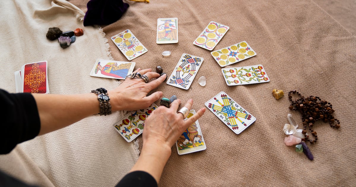 As revelações do tarot desta quinta-feira (4) para os signos de Leão, Virgem, Libra e Escorpião – Metro World News Brasil