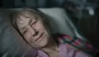 Helen Mirren genial e Kate Winslet digna de Oscar: drama maduro na Netflix fecha o ano com chave de ouro