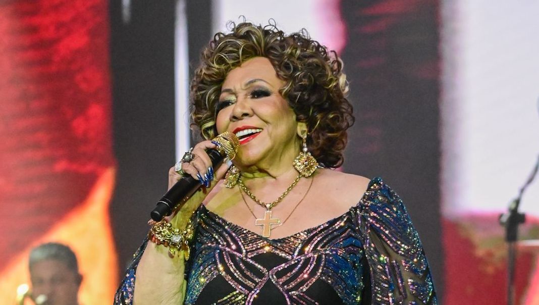 Alcione narra aventura e perrengue no inverno da Rússia: “Fugi”