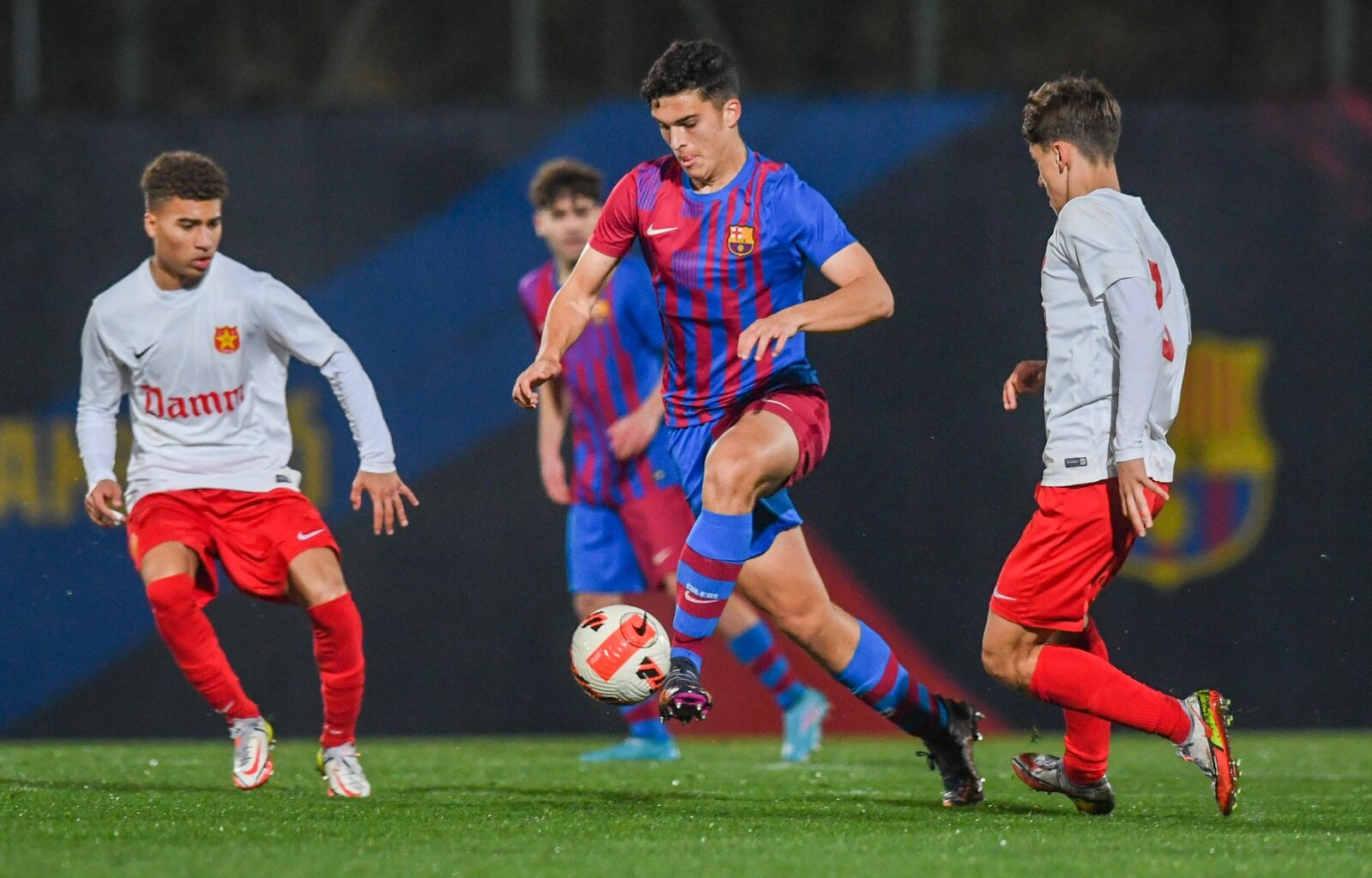 Álvaro Cortés interessa ao Benfica e Barcelona teme pelo futuro do jogador