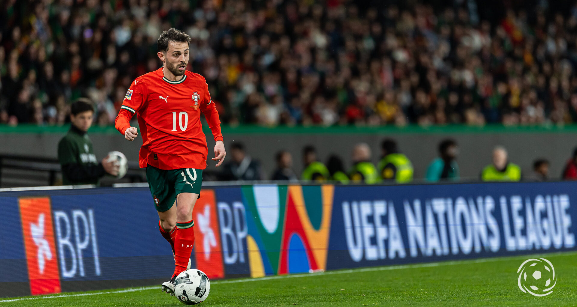 «É um dos jogadores mais inteligentes que já jogaram pelo nosso país»