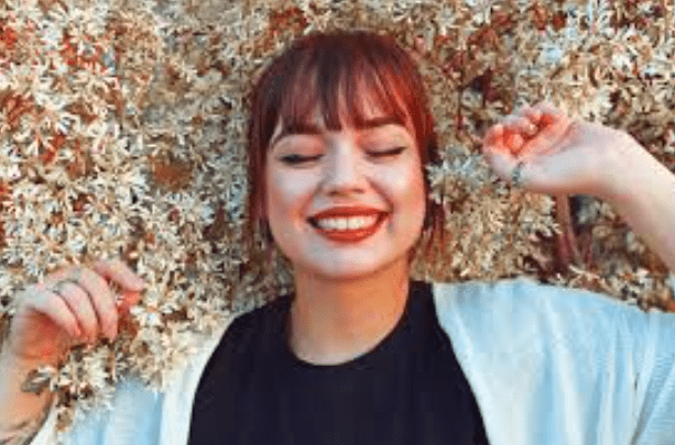 Sorrir melhora imunidade e função cardiovascular e ainda queima calorias, diz estudo