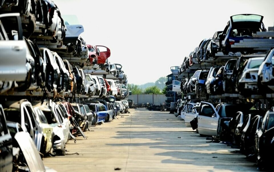 UE aprova acordo sobre circularidade em veículos em fim de vida útil