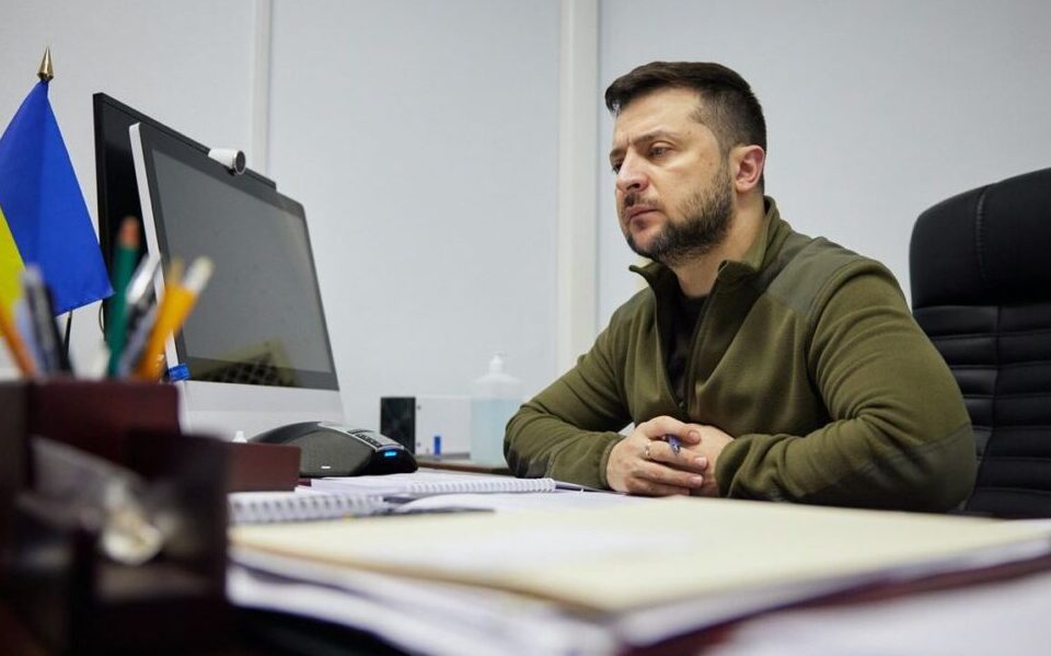 Zelensky discute plano de paz com aliados europeus antes de reunião com Trump