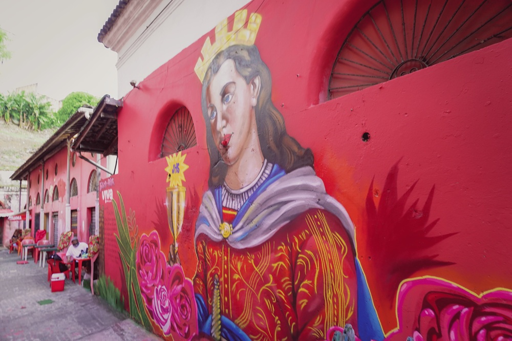 Salvador ganha dois murais de grafite em homenagem a Iansã e Santa Bárbara