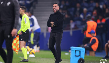 «Em todos os nossos jogos, os defesas-centrais são sempre os jogadores-chave para começar a ação»