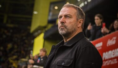 Adaptação do ano? Barcelona transformou lateral em central e jogador virou indiscutível