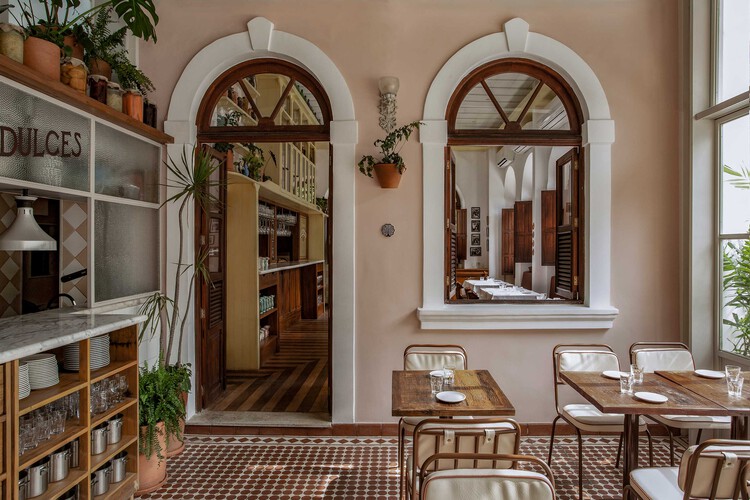 Restaurante Gonza / Tadu Arquitetura - Fotografia de Interiores, Sala de Jantar, Arco, Cadeira