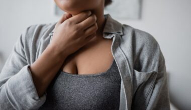 Dor de garganta: 7 remédios caseiros que podem ajudar no alívio do problema