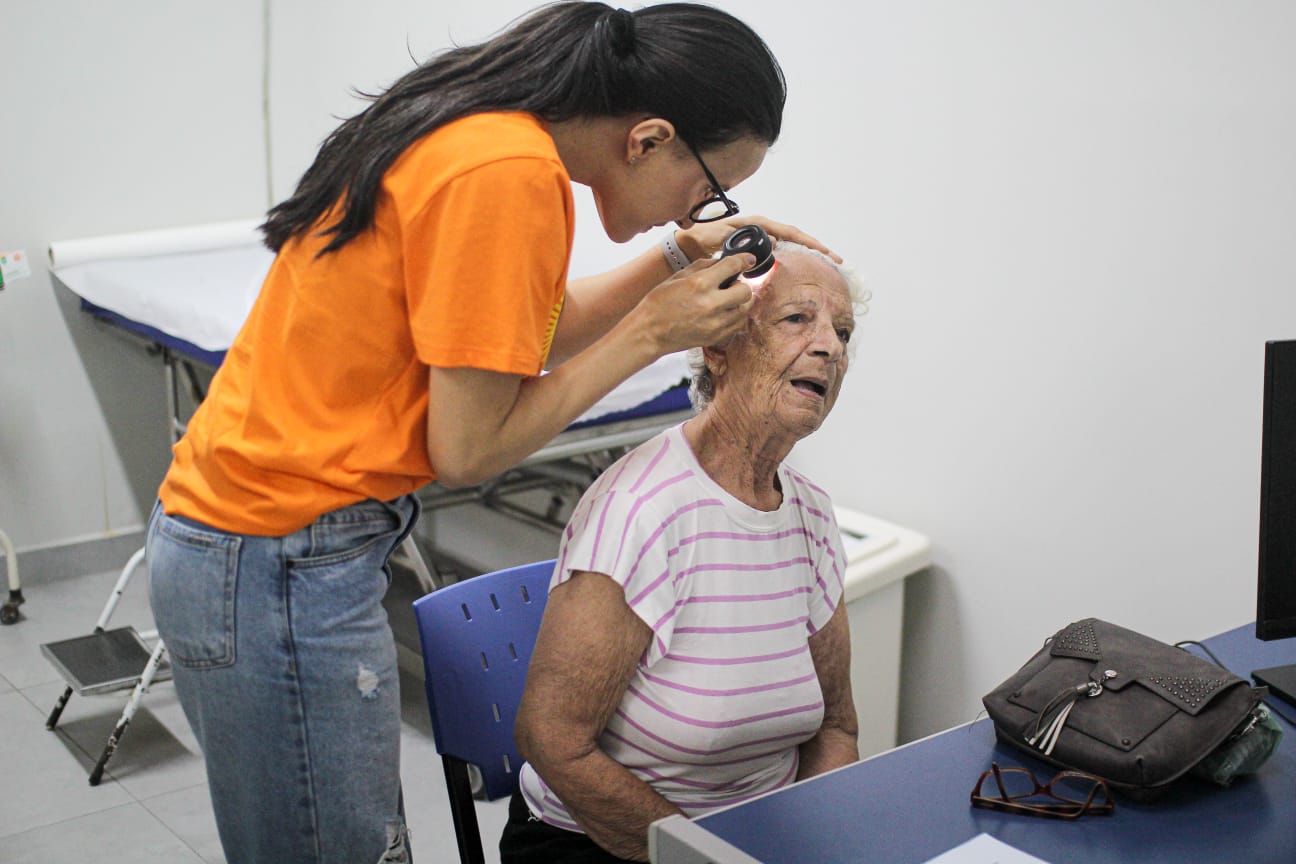 Mutirão de dermatologia atende mais de 300 pessoas no Hospital São João Batista em Volta Redonda