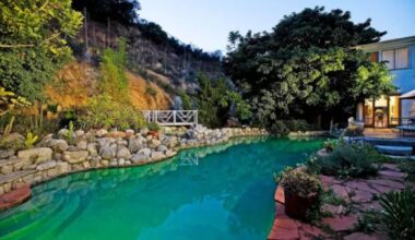 Ator celebra 54 anos com mansão que foi palco da Segunda Guerra Mundial e fortuna de R$ 500 milhões