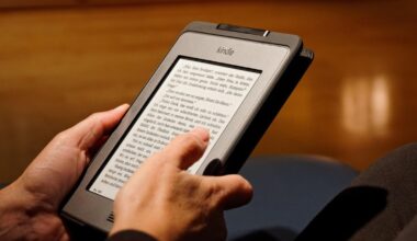 Novo recurso inédito no Kindle usa IA para transformar sua leitura; veja como
