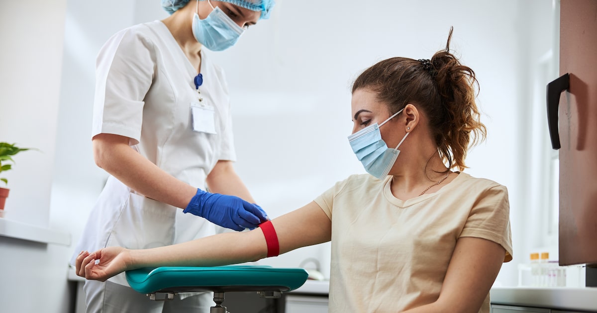 Não existe indicação de dosagem para ‘testosterona baixa’ em mulheres, alertam entidades médicas