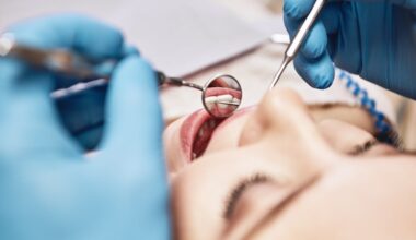 Doença gengival pode estar ligada a maior risco de problemas cardiovasculares graves