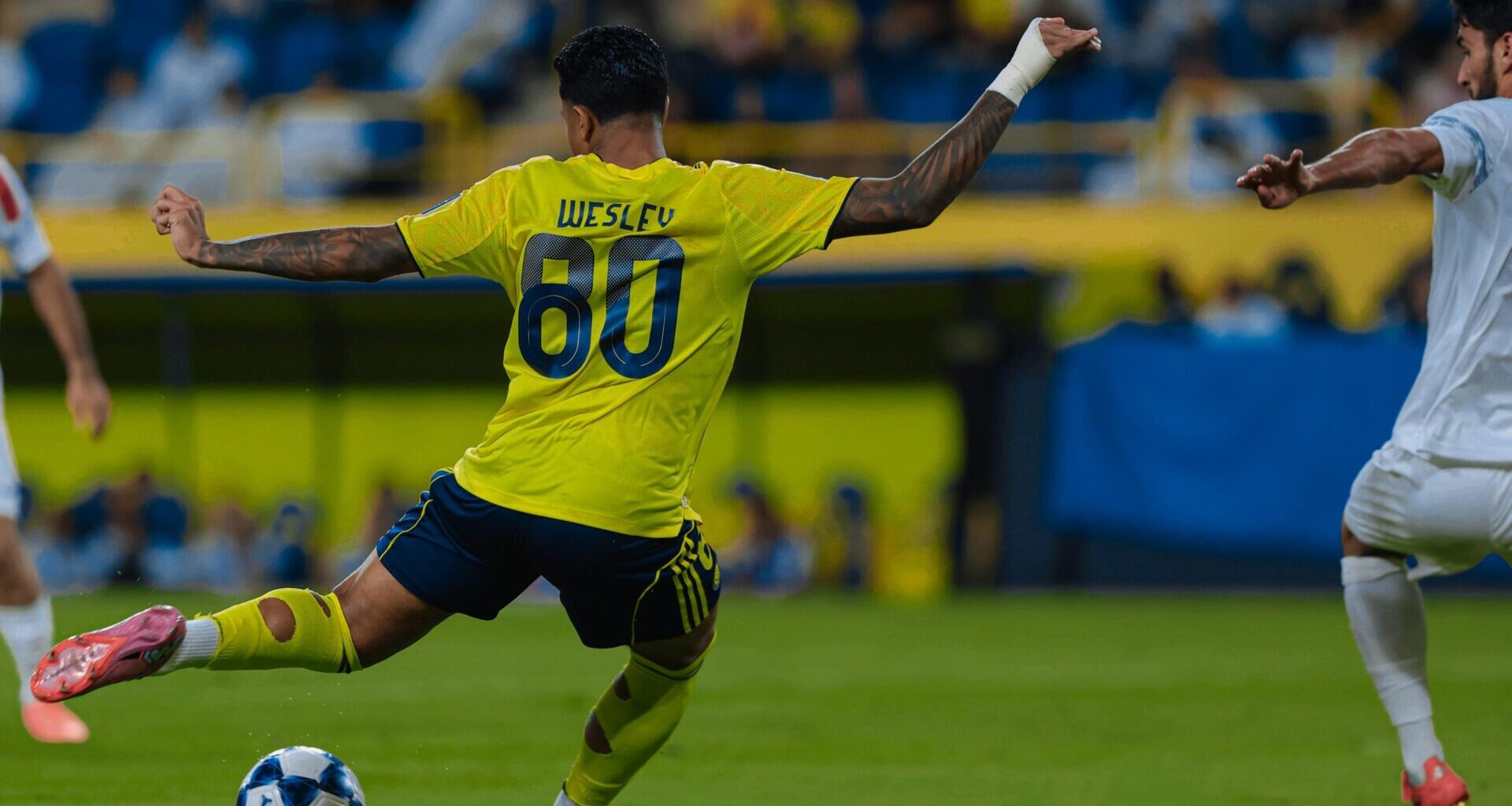 Jorge Jesus trava venda de Wesley ao Benfica: técnico ‘torce o nariz’ à saída por uma razão - Bola na Rede