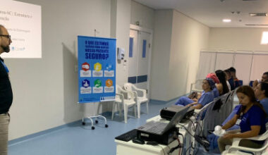 Conselheiro do Coren-SC realiza palestra no Hospital Santo Antônio, em Itapema | Coren-SC