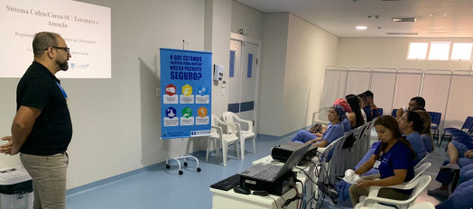 Conselheiro do Coren-SC realiza palestra no Hospital Santo Antônio, em Itapema | Coren-SC