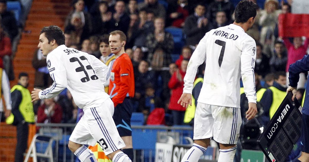 Lançado por Mourinho para render Ronaldo: ex-Sporting recorda estreia na Champions