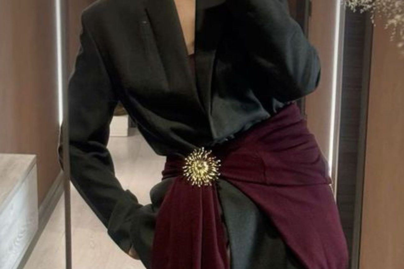 O acessório preferido da Rainha Elizabeth II sendo usado atualmente