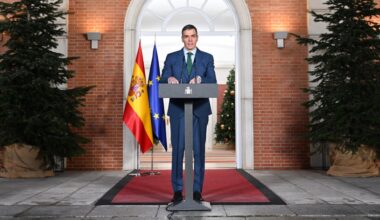 Governo espanhol em remodelações depois de derrota nas eleições na Estremadura