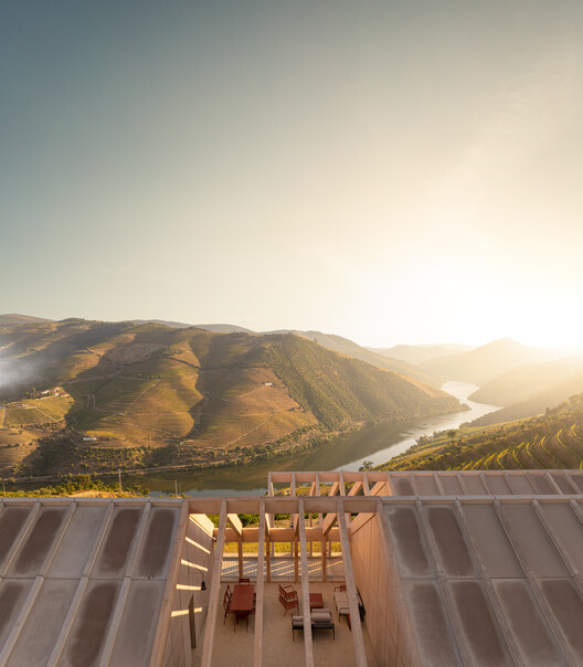 Adega da Quinta de Adorigo / Atelier Sergio Rebelo - Imagem 9 de 32