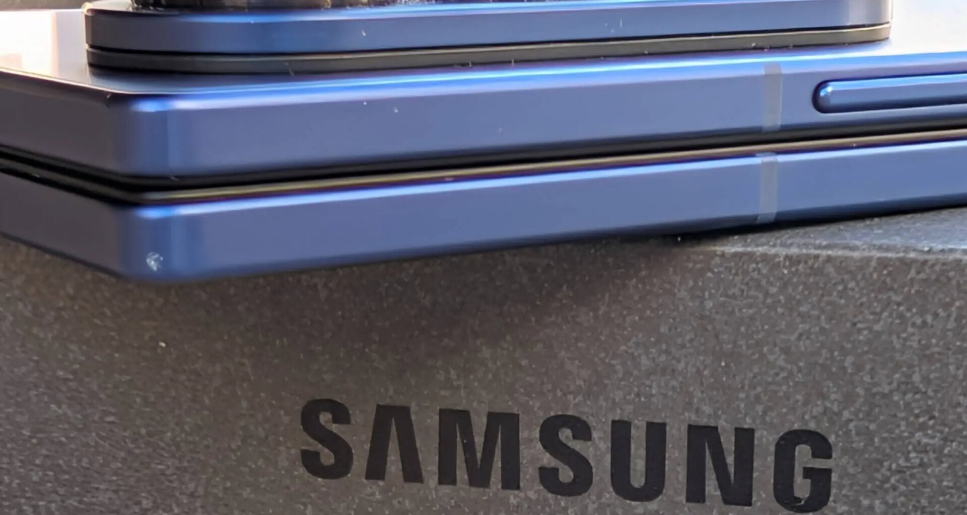 Samsung falhou no batismo dos Smartphones Dobráveis 1