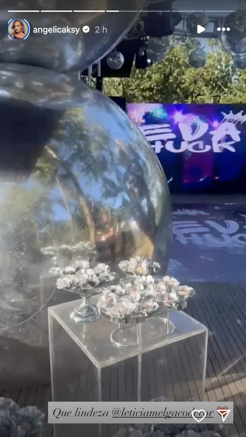 Aniversário de Eva Huck - Foto: Reprodução / Instagram @angelicaksy