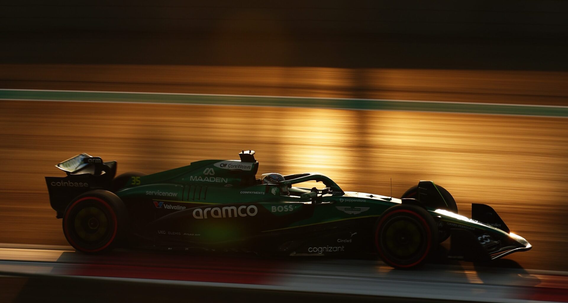 F1: Jak Crawford foi o mais rápido no último treino do ano