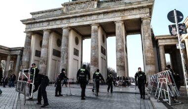 Zelensky pede resultados nas negociações em Berlim com enviados de Trump