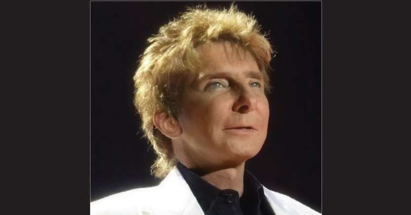 Barry Manilow revela diagnóstico de câncer no pulmão aos 82 anos