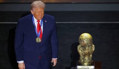 Mundial 2026. Donald Trump recebe primeiro Prémio da Paz da FIFA
